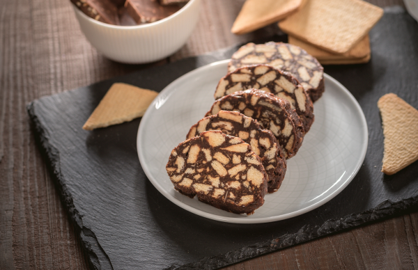 Arretjescake_2495x1614hUmUK9UFnhVYF